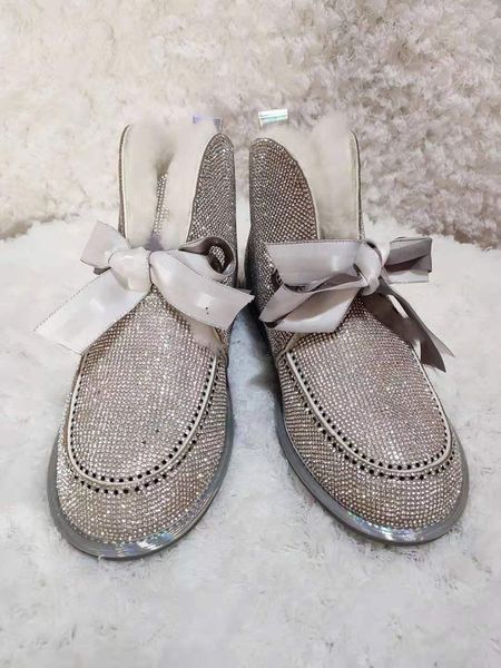 2019i new fashion rhinestone bow anti-skid short boots cotton shoes women winter plus velvet, snow boots female fur one
2019i new fashion rhinestone bow anti-skid short boots cotton shoes women winter plus velvet, snow boots female fur one