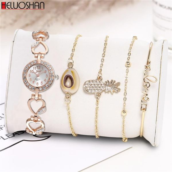 5pc/set 2020 ladies watches women gold watch buckle fashion casual female wristwatch rhinestone simple bracelet set, Slivery;brown 
5pc/set 2020 ladies watches women gold watch buckle fashion casual female wristwatch rhinestone simple bracelet set, Slivery;brown