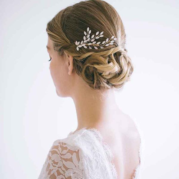 2020 new european bride opal cryatal hair comb handmade leaf headbands bridal crystal tiara crown hair pins accessories 2ml140, Golden;silver
2020 new european bride opal cryatal hair comb handmade leaf headbands bridal crystal tiara crown hair pins accessories 2ml140, Golden;silver