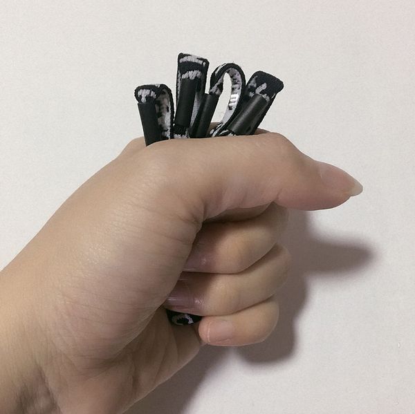 classic fashion black high-elastic rubber bands c style hair ring head rope belt suit for bracelets jewelry headdress vip gifts, Pink
classic fashion black high-elastic rubber bands c style hair ring head rope belt suit for bracelets jewelry headdress vip gifts, Pink