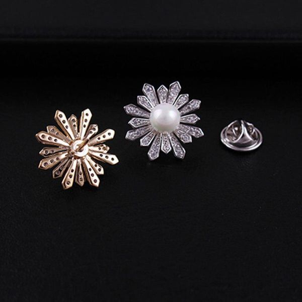 new sunflower pin crystal zircon brooch for women men collar pin girasoles accessories silver color flower brooches wedding gift, Gray
new sunflower pin crystal zircon brooch for women men collar pin girasoles accessories silver color flower brooches wedding gift, Gray