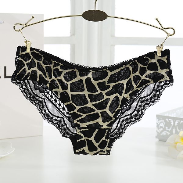 new new ice silk lace triangle low-waist seamless underwear transparent underwear straps hollow breathable briefs, Black;pink
new new ice silk lace triangle low-waist seamless underwear transparent underwear straps hollow breathable briefs, Black;pink