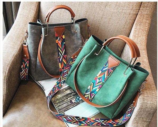 europe 2020 women bags handbag famous designer handbags ladies handbag fashion tote bag women's shop bags backpack 36
europe 2020 women bags handbag famous designer handbags ladies handbag fashion tote bag women's shop bags backpack 36