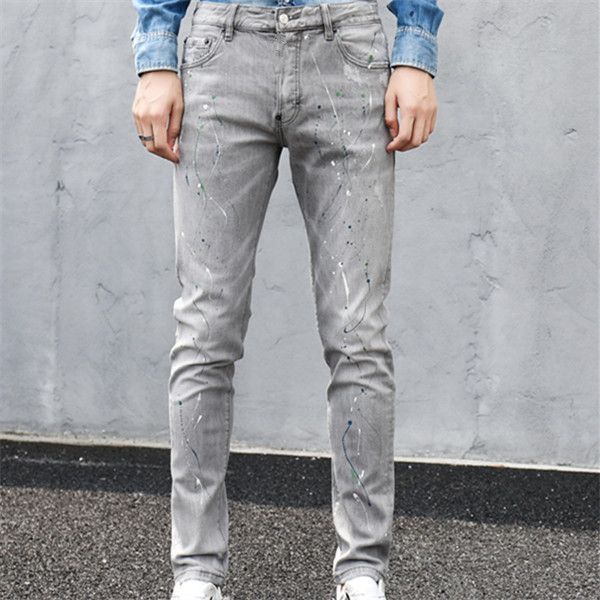 2020 new men's denim trousers dark blue printed denim skinny fashion models european and american sizes 28-38
2020 new men's denim trousers dark blue printed denim skinny fashion models european and american sizes 28-38