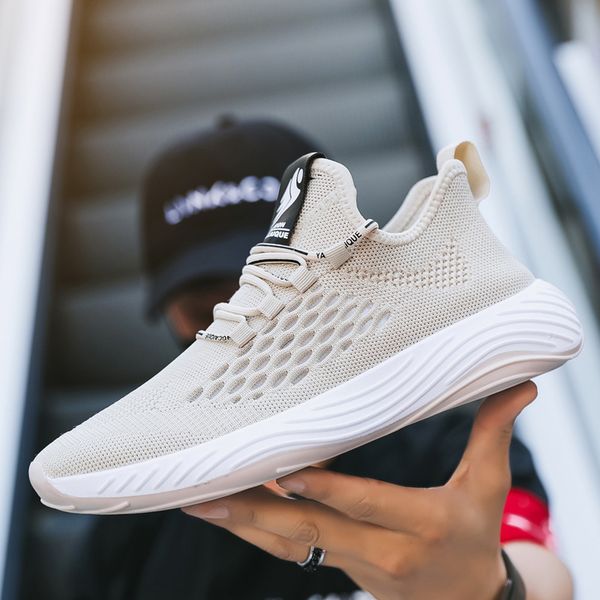2020 new breathable running shoes british style men sport sneakers lace up light men walking shoes outdoor footwear
2020 new breathable running shoes british style men sport sneakers lace up light men walking shoes outdoor footwear