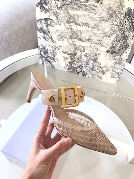 2020 fashion luxury designer women shoes womens luxury designer slides flip flops sandals slipper scarpe firmate hausschuhe size 35-41 -49, Black
2020 fashion luxury designer women shoes womens luxury designer slides flip flops sandals slipper scarpe firmate hausschuhe size 35-41 -49, Black