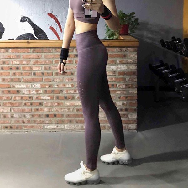yoga outfits legging gym pants fitness high waist tight elastic cutout quick sweat hip buttocks runing sports leggings, White;red
yoga outfits legging gym pants fitness high waist tight elastic cutout quick sweat hip buttocks runing sports leggings, White;red