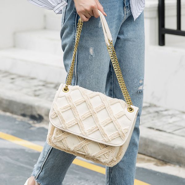 большие сумки на ремень женщина 2020 новых fashiontravel сумки марочных холст ватной сумку женского luxury сумка женщины сумку конструктора
большие сумки на ремень женщина 2020 новых fashiontravel сумки марочных холст ватной сумку женского luxury сумка женщины сумку конструктора