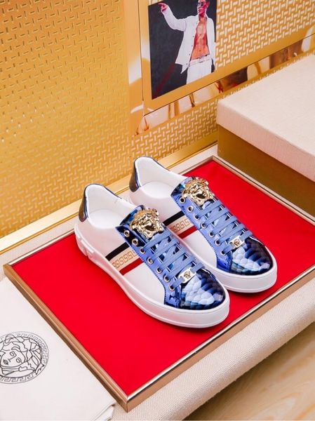 2019w limited edition men's casual tide shoes, sports wild leather low-shoes, original packaging shoe box delivery 38-45, Black
2019w limited edition men's casual tide shoes, sports wild leather low-shoes, original packaging shoe box delivery 38-45, Black