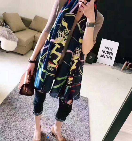 2020 autumn and winter in europe and america to increase the double-sided cashmere plaid scarf colorful scarf scarves air conditioning shawl, Blue;gray
2020 autumn and winter in europe and america to increase the double-sided cashmere plaid scarf colorful scarf scarves air conditioning shawl, Blue;gray