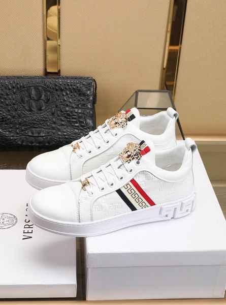 2020b luxury trend low-men's shoes fashion wild casual shoes, fashionable medusa outdoor sports shoes, size: 38-45, Black
2020b luxury trend low-men's shoes fashion wild casual shoes, fashionable medusa outdoor sports shoes, size: 38-45, Black