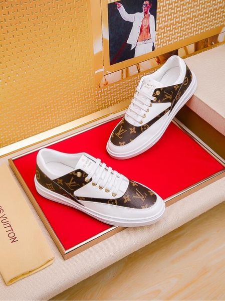 2019c casual men's tide shoes, comfortable sports wild leather low-shoes, original packaging shoe box delivery 38-44, Black
2019c casual men's tide shoes, comfortable sports wild leather low-shoes, original packaging shoe box delivery 38-44, Black