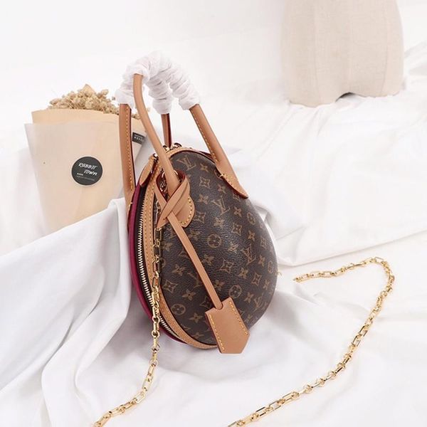 fashion style womens bag chain retro trend womens leather luxury designer bag handbags ladies bolsas zipper crossbody bags
fashion style womens bag chain retro trend womens leather luxury designer bag handbags ladies bolsas zipper crossbody bags