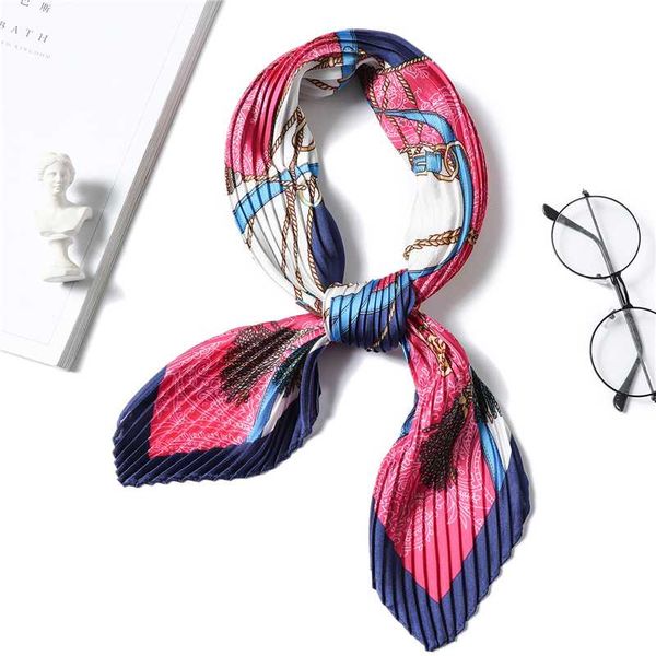 2020 new crinkle scarf female silk hair square scarf small pleated bandana neckwear fashion print foulard accessories, Blue;gray
2020 new crinkle scarf female silk hair square scarf small pleated bandana neckwear fashion print foulard accessories, Blue;gray