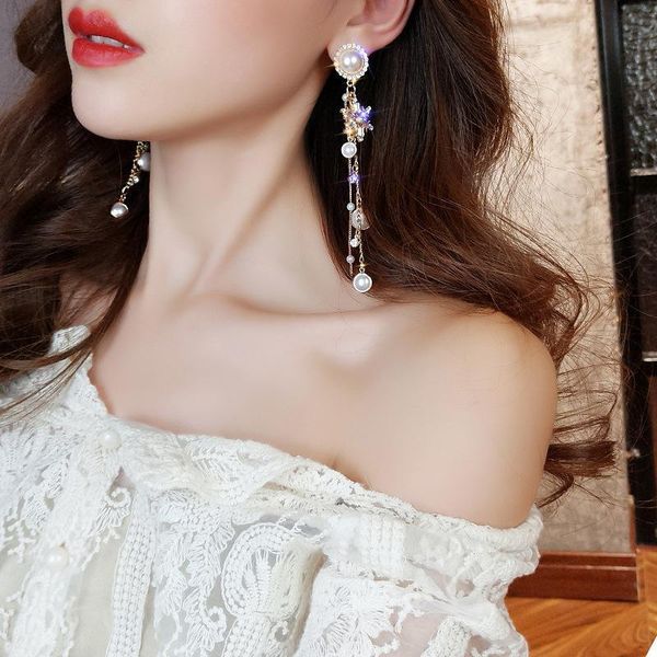 2019 новое прибытие металла модные геометрический женщины мотаться серьги pearl снежинка eardrop длинные серьги tassele женственный корейски, Silver
2019 новое прибытие металла модные геометрический женщины мотаться серьги pearl снежинка eardrop длинные серьги tassele женственный корейски, Silver