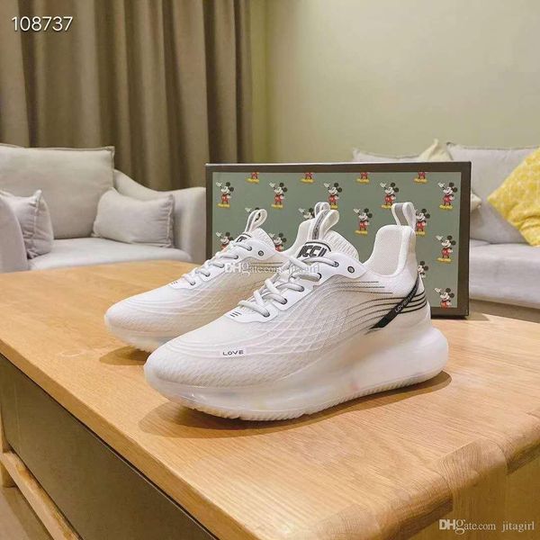 new men women casual shoes trendy sneakers skateboarding shoes leisure athletic fitness chaussures de sports pour hommes complete styles
new men women casual shoes trendy sneakers skateboarding shoes leisure athletic fitness chaussures de sports pour hommes complete styles
