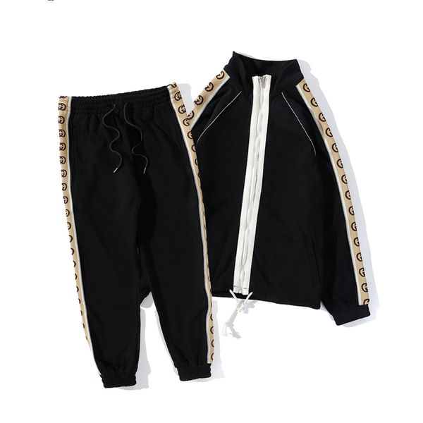 2020 Men's Designer Tracksuit Jackets Set Fashion Running Tracksuits Men Sports Suit Letter printing Clothing Track Kit Medusa Sportswear
2020 Men's Designer Tracksuit Jackets Set Fashion Running Tracksuits Men Sports Suit Letter printing Clothing Track Kit Medusa Sportswear