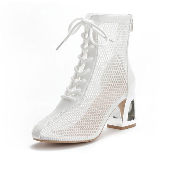 2020 spring, summer and autumn new fashion mesh sandals, casual thick-heeled plus size women's boots, Black
2020 spring, summer and autumn new fashion mesh sandals, casual thick-heeled plus size women's boots, Black