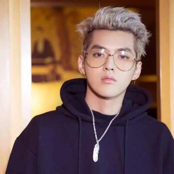 2020 muti-color stripe temple pilot glasses frame 61-14korea star metal big-rim frame gg2280 younger sunglasses low prescription glasses
2020 muti-color stripe temple pilot glasses frame 61-14korea star metal big-rim frame gg2280 younger sunglasses low prescription glasses