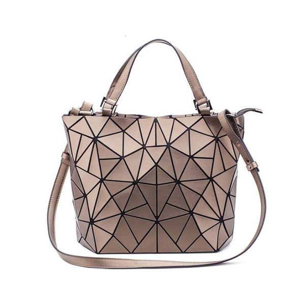 2020 новый бао crossbody сумки для женщин мода сумки на ремне геометрическая пляж сумка сумка большой емкости посланника bolsos mujer
2020 новый бао crossbody сумки для женщин мода сумки на ремне геометрическая пляж сумка сумка большой емкости посланника bolsos mujer