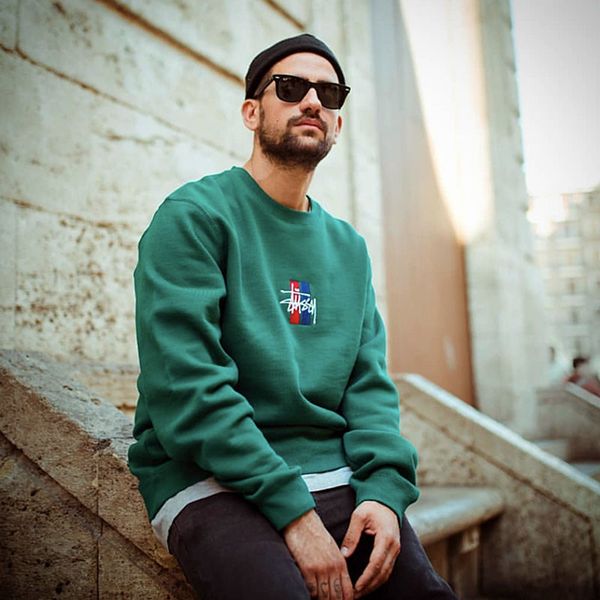 hoodies men women long sleeve new 20ss creative towel embroidery round neck plus velvet loose sweater, Black
hoodies men women long sleeve new 20ss creative towel embroidery round neck plus velvet loose sweater, Black