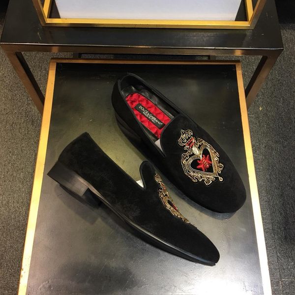 2019e summer new embroidered trend men's loafers shoes, casual one-legged single shoes, comfortable sports shoes original box packaging, Black
2019e summer new embroidered trend men's loafers shoes, casual one-legged single shoes, comfortable sports shoes original box packaging, Black