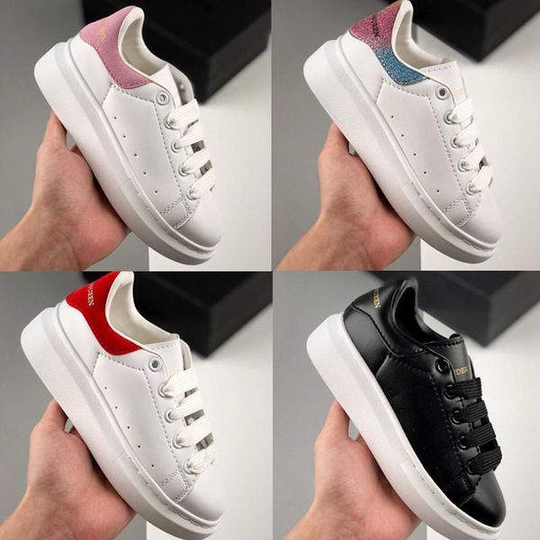 2020 kids shoes for boy girls fashion leather sneakers 3m reflective black white velvet thick-soled flat height increasing kids casual s
2020 kids shoes for boy girls fashion leather sneakers 3m reflective black white velvet thick-soled flat height increasing kids casual s
