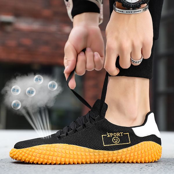 2020 new men casual shoes spring summer mesh breathable sneakers for men shoes male cow muscle walking big size 39-48
2020 new men casual shoes spring summer mesh breathable sneakers for men shoes male cow muscle walking big size 39-48