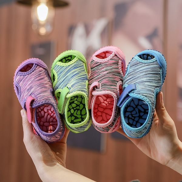 2020 new sandals baotou anti-collision magic sticker massage base magic children's shoes sandals children's shoes live broadcast, Black;red
2020 new sandals baotou anti-collision magic sticker massage base magic children's shoes sandals children's shoes live broadcast, Black;red