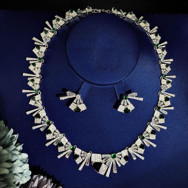 extravagant luxury emerald set necklace earrings ball party high end jewelry celebrities sector gift twinkle personality, Silver
extravagant luxury emerald set necklace earrings ball party high end jewelry celebrities sector gift twinkle personality, Silver