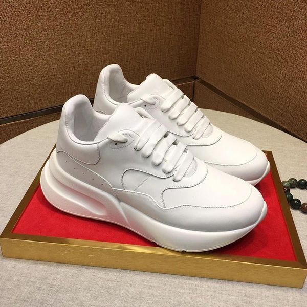 new men shoes casual style sports sneakers mens flats fashion sneakers male footwear zapatos de hombre with original box oversized runner me, Black
new men shoes casual style sports sneakers mens flats fashion sneakers male footwear zapatos de hombre with original box oversized runner me, Black
