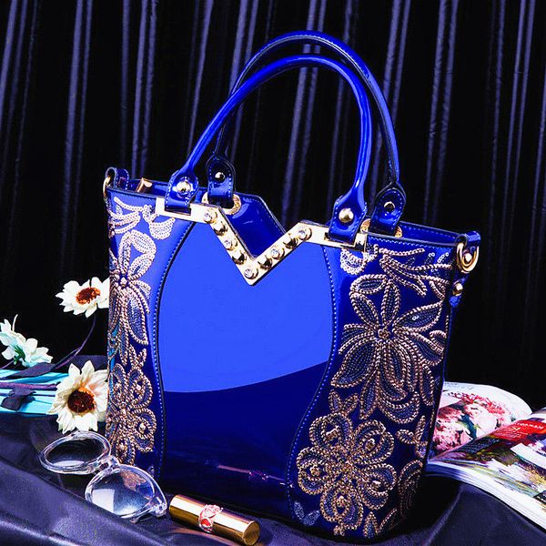 drop shipping bag 2020 women's handbag business lady party gift fashion sequin embroidery real laeather shoulder crossbody tote
drop shipping bag 2020 women's handbag business lady party gift fashion sequin embroidery real laeather shoulder crossbody tote