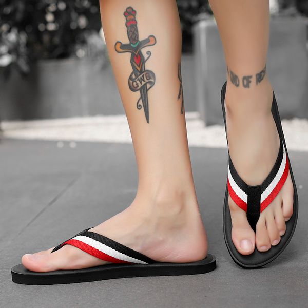 men's summer slippers men's flip-flop sandals black green breathable bathroom shoes seaside beach walking flip-flops size 39-45
men's summer slippers men's flip-flop sandals black green breathable bathroom shoes seaside beach walking flip-flops size 39-45