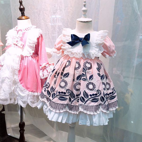 1-6y summer palace style vintage spanish embroidered bow pink lace doll dress for cute girl cotton princess party dress t200709, Red;yellow
1-6y summer palace style vintage spanish embroidered bow pink lace doll dress for cute girl cotton princess party dress t200709, Red;yellow