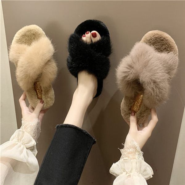 2020 autumn and winter new furry slippers for women's outer wear fashion all-match trend large size slippers, Black
2020 autumn and winter new furry slippers for women's outer wear fashion all-match trend large size slippers, Black