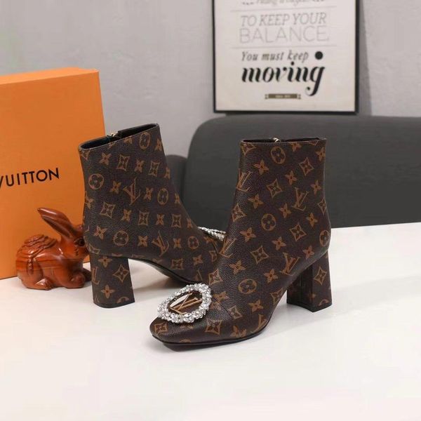 62 designer luxury women's casual fashion shoes, women's outdoor casual shoes, fast delivery, original box, Black
62 designer luxury women's casual fashion shoes, women's outdoor casual shoes, fast delivery, original box, Black
