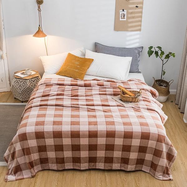 blankets lattice bedspread blanket 200x230cm high density super soft flannel to on for the sofa/bed/car portable plaids
blankets lattice bedspread blanket 200x230cm high density super soft flannel to on for the sofa/bed/car portable plaids