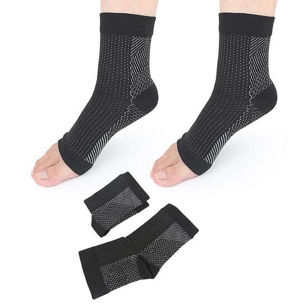 2pcs sports socks breathable sweat nylon absorption compression foot ankle heel support sleeves for running basketball, Blue;black
2pcs sports socks breathable sweat nylon absorption compression foot ankle heel support sleeves for running basketball, Blue;black