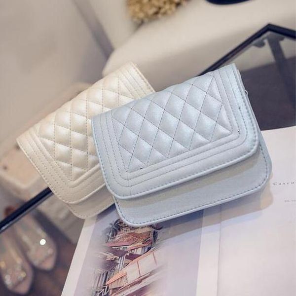 fashion new handbags pu leather women bag korea simple lozenge sweet girl shoulder female pu bag
fashion new handbags pu leather women bag korea simple lozenge sweet girl shoulder female pu bag