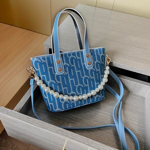 women shoulder bag luxury handbags women bags designer version luxury wild girls small square messenger bags bolsa feminina
women shoulder bag luxury handbags women bags designer version luxury wild girls small square messenger bags bolsa feminina
