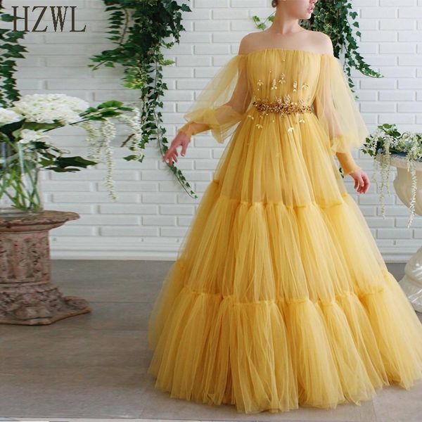 yellow bumblebee color long sleeve sheer neck tulle prom dresses 2020 crystal applique a-line evening dress vestidos formales, Black;red
yellow bumblebee color long sleeve sheer neck tulle prom dresses 2020 crystal applique a-line evening dress vestidos formales, Black;red