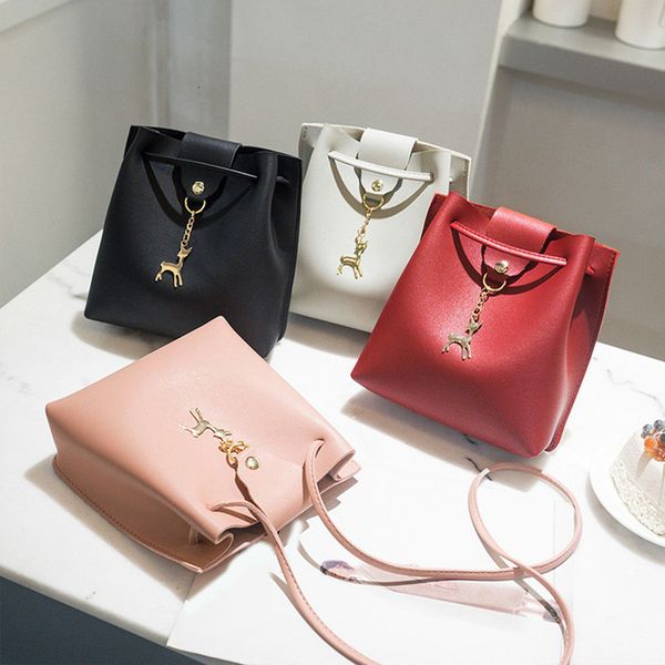 2020 new fashion women solid color cute shoulder bags ladies pu leather mini crossbody bags female casual plain messenger bag
2020 new fashion women solid color cute shoulder bags ladies pu leather mini crossbody bags female casual plain messenger bag