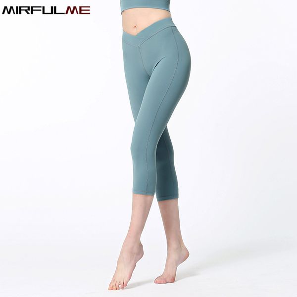 women sports leggings elastic high waist motion yoga pants 3/4 running capris crop gym leggings quick dry fitness tights female, White;red
women sports leggings elastic high waist motion yoga pants 3/4 running capris crop gym leggings quick dry fitness tights female, White;red