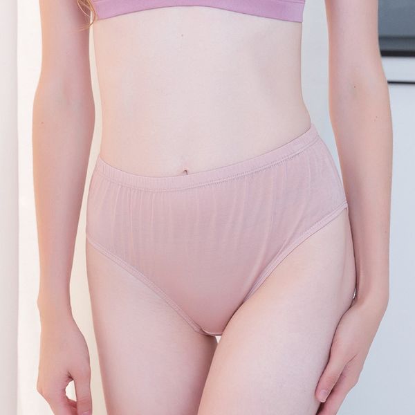 autumn new silk underpants women breathable mid waist mulberry silk triangle underpants quick drying thin seamless large 9060, Black;pink
autumn new silk underpants women breathable mid waist mulberry silk triangle underpants quick drying thin seamless large 9060, Black;pink