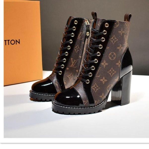 84 new women's casual shoes, luxury designer women's shoes, outdoor travel party shoes, original box packaging, Black
84 new women's casual shoes, luxury designer women's shoes, outdoor travel party shoes, original box packaging, Black