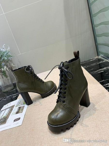 new sale luxury womens boots genuine leather short boots flat high heeled chunky womans shoes casual laureate platform desert boot bottes w1, Black
new sale luxury womens boots genuine leather short boots flat high heeled chunky womans shoes casual laureate platform desert boot bottes w1, Black