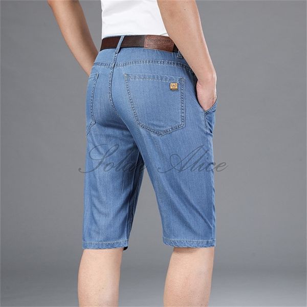 2020 men's summer new straight knee length jeans mid-rise plus size thin business shorts, Blue
2020 men's summer new straight knee length jeans mid-rise plus size thin business shorts, Blue
