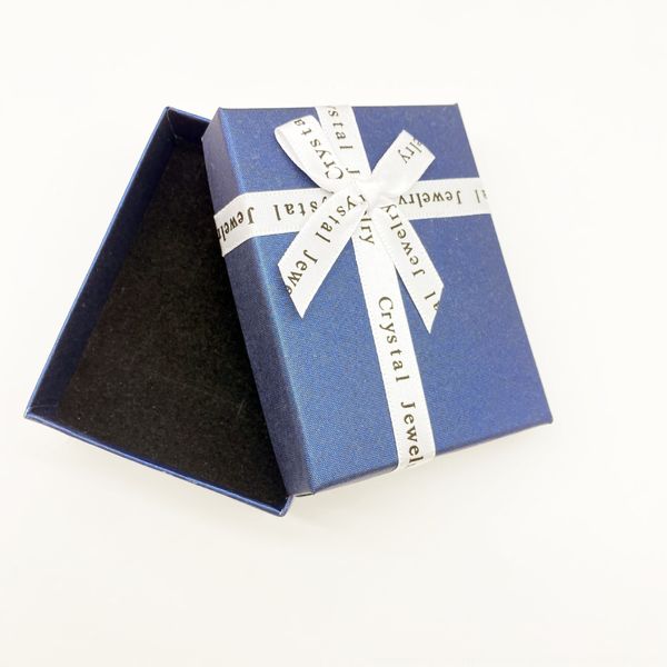 7*9cm jewelry bow ribbon fashion creative gift ring earrings necklace creative gift box pendant pendant box box, White
7*9cm jewelry bow ribbon fashion creative gift ring earrings necklace creative gift box pendant pendant box box, White