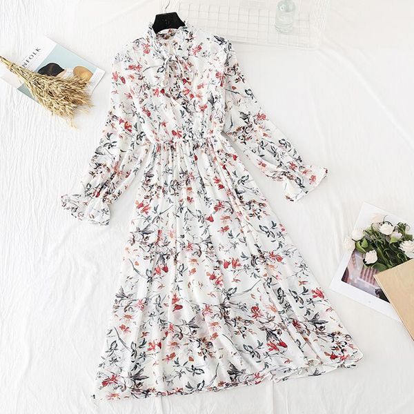 women dress 2020 spring summer korean fashion vintage floral print chiffon midi dress ladies elegant dresses clothes, Black;gray
women dress 2020 spring summer korean fashion vintage floral print chiffon midi dress ladies elegant dresses clothes, Black;gray
