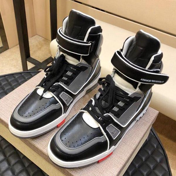 men casual shoes sneakers high -walking shoes autumn winter flat trend leisure casual men shoes boots zapatos hombre trainer sneaker boo
men casual shoes sneakers high -walking shoes autumn winter flat trend leisure casual men shoes boots zapatos hombre trainer sneaker boo